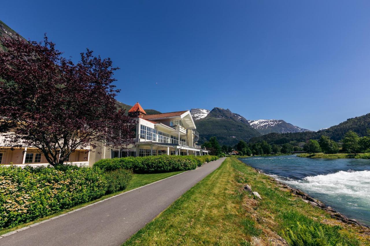 Hotel Loenfjord Loen Exteriér fotografie
