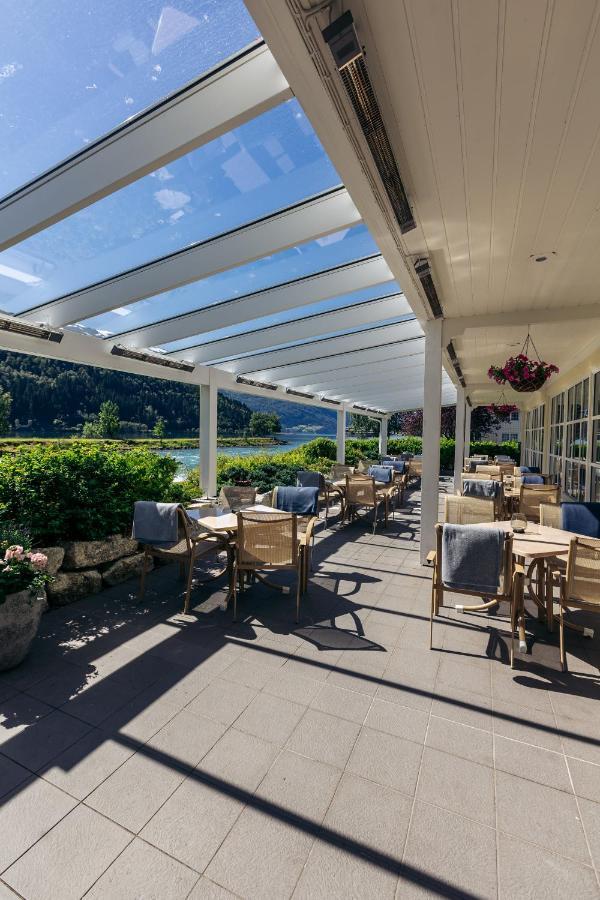 Hotel Loenfjord Loen Exteriér fotografie