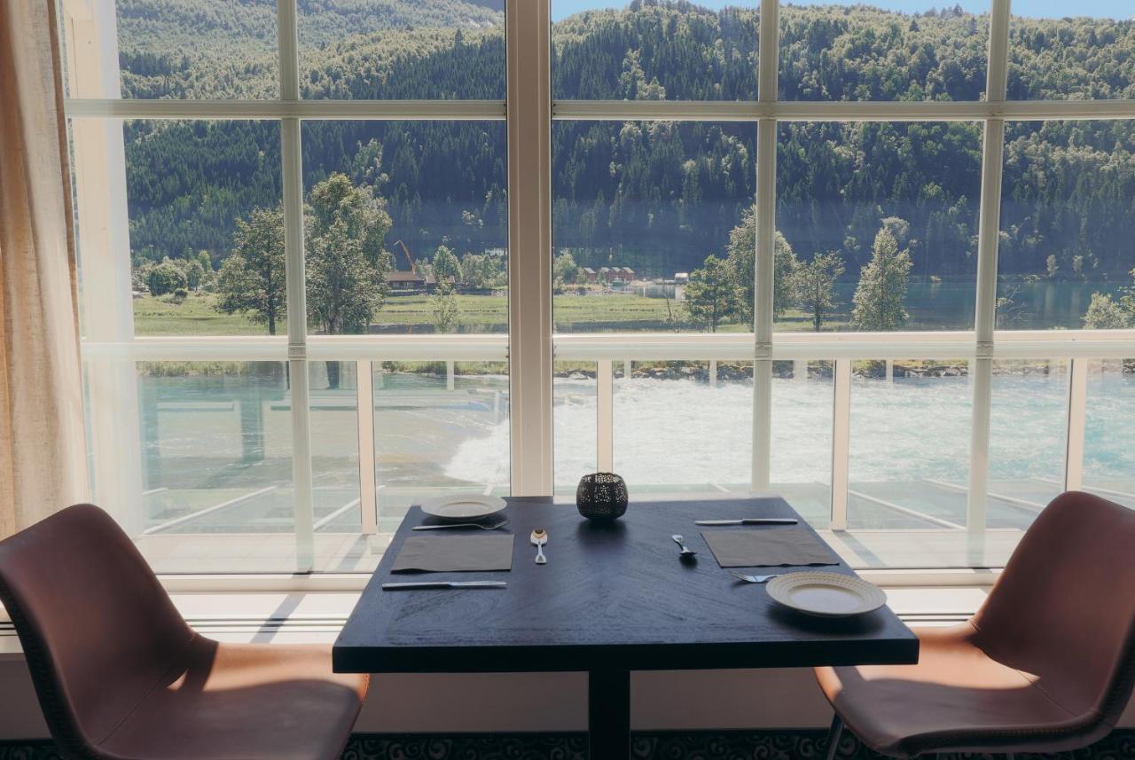 Hotel Loenfjord Loen Exteriér fotografie