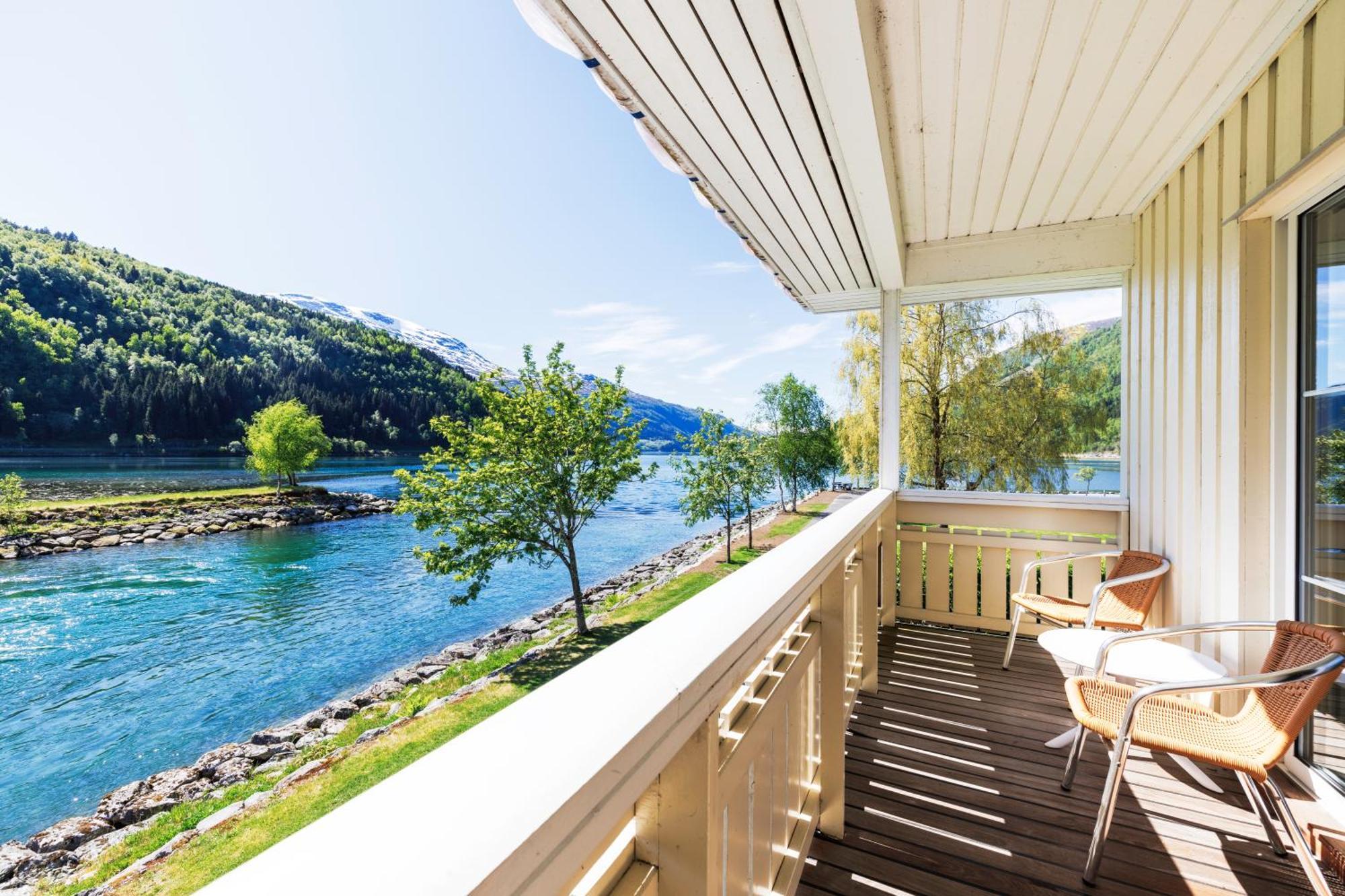 Hotel Loenfjord Loen Exteriér fotografie